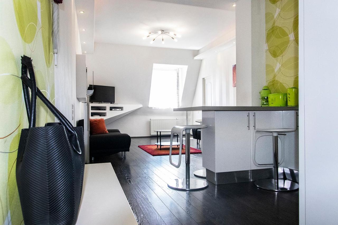 Helena Apartment With View On St. Stephan'S Basilica Budapest Bagian luar foto
