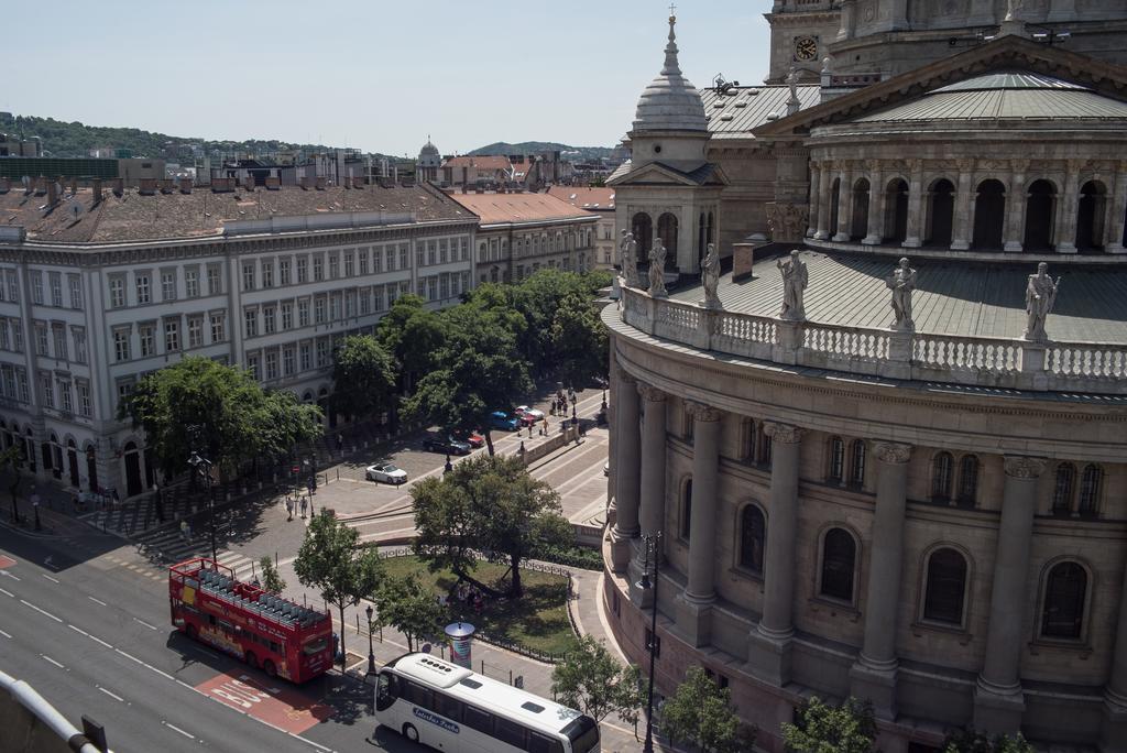 Helena Apartment With View On St. Stephan'S Basilica Budapest Bagian luar foto